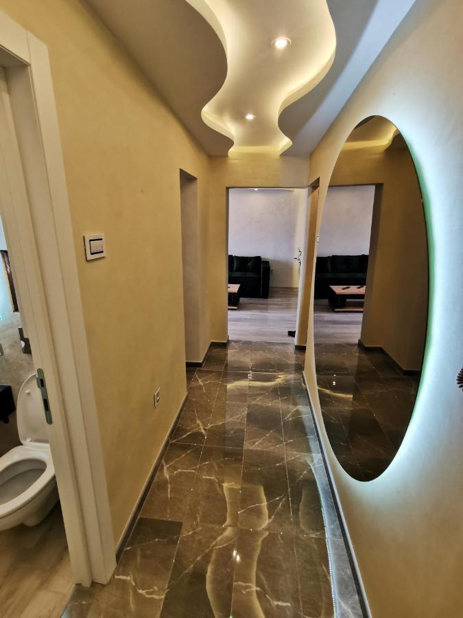נובי סאד Brend New Luxurious Apartment In Downtown With Free Parking מראה חיצוני תמונה