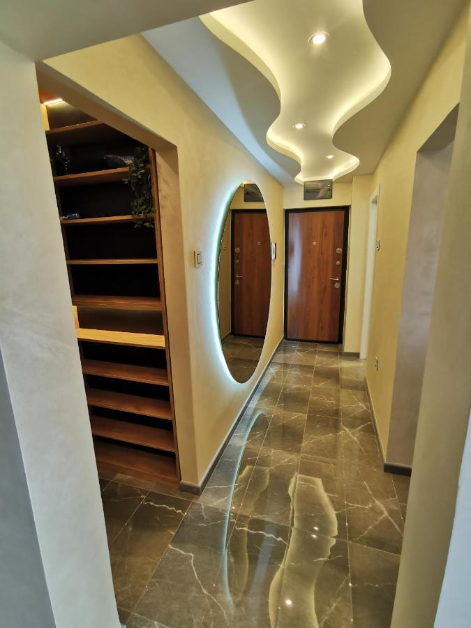 נובי סאד Brend New Luxurious Apartment In Downtown With Free Parking מראה חיצוני תמונה